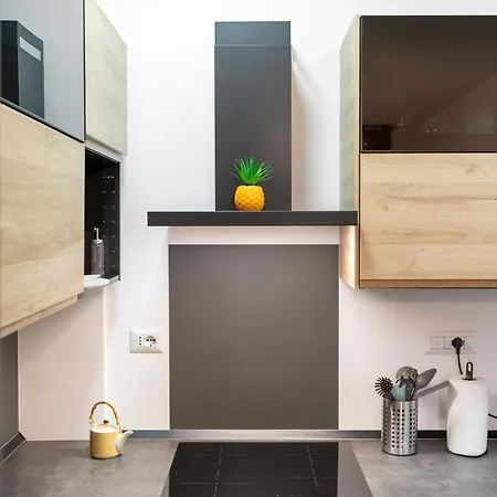 A 5' Dai Musei Vaticani E 3' Dalla Metro * 罗马