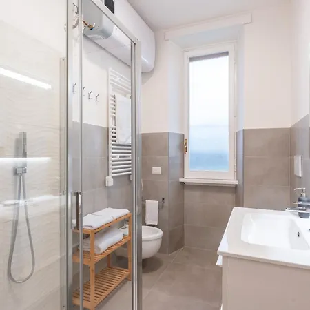 A 5' Dai Musei Vaticani E 3' Dalla Metro Rome