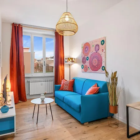 A 5' Dai Musei Vaticani E 3' Dalla Metro Apartment